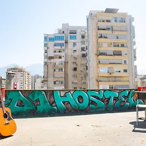 Hostel D1, Tirana